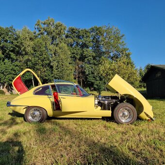 Jaguar E-Type 1 serie 4,2 2+2 rv.1968 po Renovaci - 5