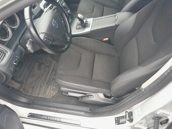 Volvo S60 3.0 T6 AWD 224 kw , 150 420 km, první majitel - 5