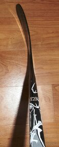 Kompozitová hůl WARRIOR DISHER, flex 50, pravá - NOVÁ - 5