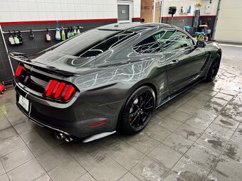 Ford Mustang 5.2L GT350 Shelby,392kw,2019,25tis.km - 5