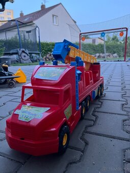 auto hračka s jeřábem - 5