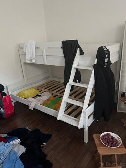 Dětský pokoj se šatnou a palandou - 5