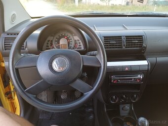Volkswagen Fox - 5