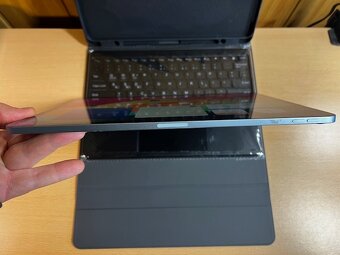 iPad Air 13-inch (M2) 128Gb Wi-Fi + klavesnica ako obal - 5