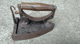 Starožitné žehličky - 5