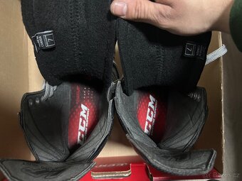 Hokejové brusle CCM U+CL - 5