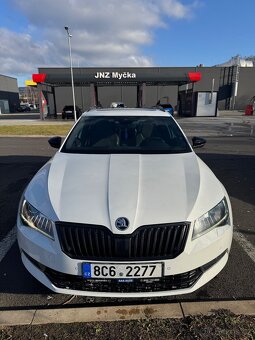 Škoda Superb combi sportline - 5