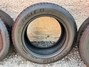 Prodám gumy 235/55/17 - 5