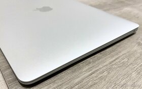 Apple Macbook Air 2018 i5/8GB/256GB - 5