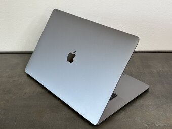 MacBook Pro 16" 2019 i7 / 512GB / 16GB / SG - 5