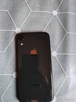 Vyměním IPhone XR 128GB - 5