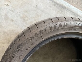 prodám letní pneumatiky 225/45/17 Goodyear celá sada - 5