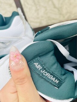 Jordan 4 - 5