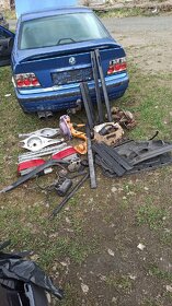 BMW e36 sedan 1.6i 2.0i - 5