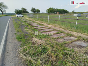 Stavební pozemek nedaleko Kostelce n./Černými lesy - 5