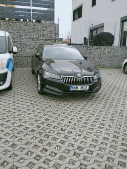 Škoda Superb 2.0 Nájezd 32500 km - 5