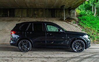 BMW X5 30d Xdrive mHEV A/T 2023 - 5