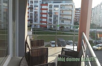 Pronájem světlého a prostorného bytu 3+kk, 72 m + 10 m lodži - 5