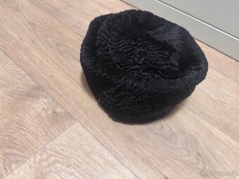 Čepice a límec perzián - 5