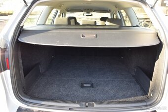 Volkswagen Passat 2,0 TDi BEZ KOROZE,SUPER STAV - 5
