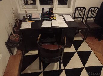 ČERNÝ STAROŽITNÝ NÁBYTEK, POČ.20.STOL. - 5