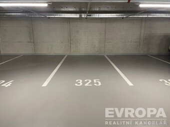 Garážové stání v ulici Ramonova, novostavba - 5