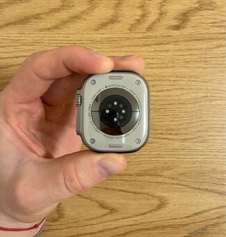 Apple Watch Ultra gen. 2 - 5