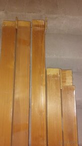 Prodám dřevěné schody do interiéru + trámky 10x10 - 5