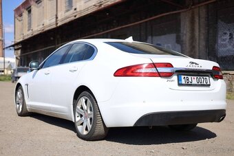 Jaguar XF 2.2 Diesel - 5