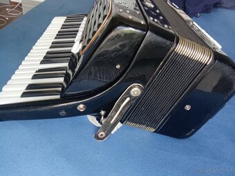 Akordeon , Harmonika Delicia III - 5