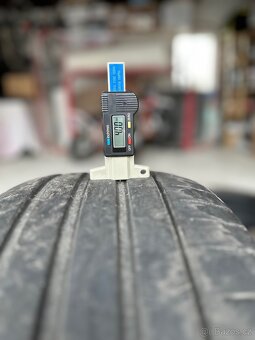 Letní pneu 245/45 r19 - 5