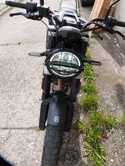 Husqvarna - 5