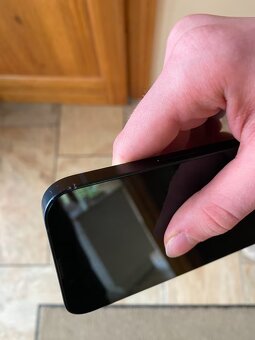 iPhone 13 128GB černý - záruka na rok, BATERIE 100% - 5