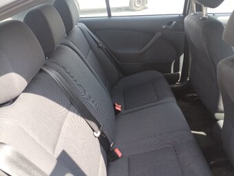 Škoda Octavia I - 5