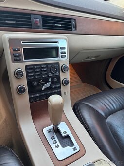 Volvo XC70 3,2 AWD 175 kw - 5