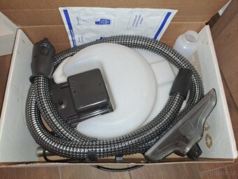 Rainbow vysavač s aquamate - 5