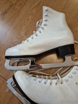 Dámské, dívčí brusle stélka 25 cm - 5