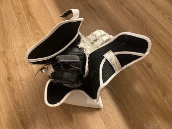 Lapacka CCM Axis. - 5