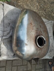 Jawa -ČZ nádrže - 5