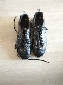 Sportovní obuv do haly - 5