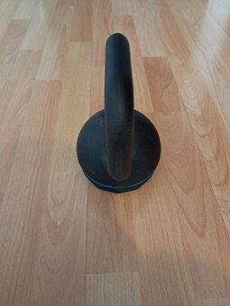 Kettlebell 8 kg – Corength (Decathlon), velmi dobrý stav - 5