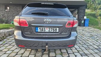 Toyota Avensis 2.0 TDI - 5