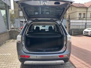 Mitsubishi Outlander - 5