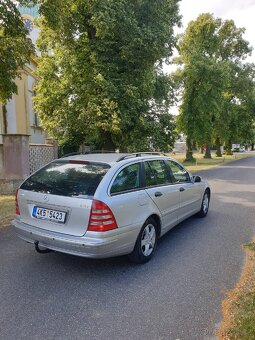 Mercedes - 5