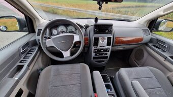 Chrysler Voyager Town Country 3,3 - 5