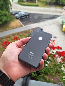 iPhone 8 64gb black, baterie 97% - 5