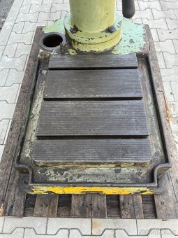 Vrtačka ,sloupová vrtačka pk 32 - 5