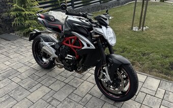 MV Agusta Brutale 800,nové pneu,mnoho doplňků,TOP STAV,ČR - 5