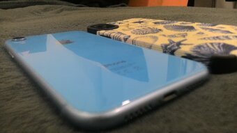 iPhone xr 64gb - 5