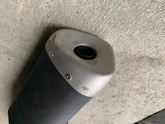 Yamaha YZF R3,originální výfuk - 5